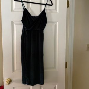 Holiday/Wedding  Dark green velvet evening dress, Size Small, NWT